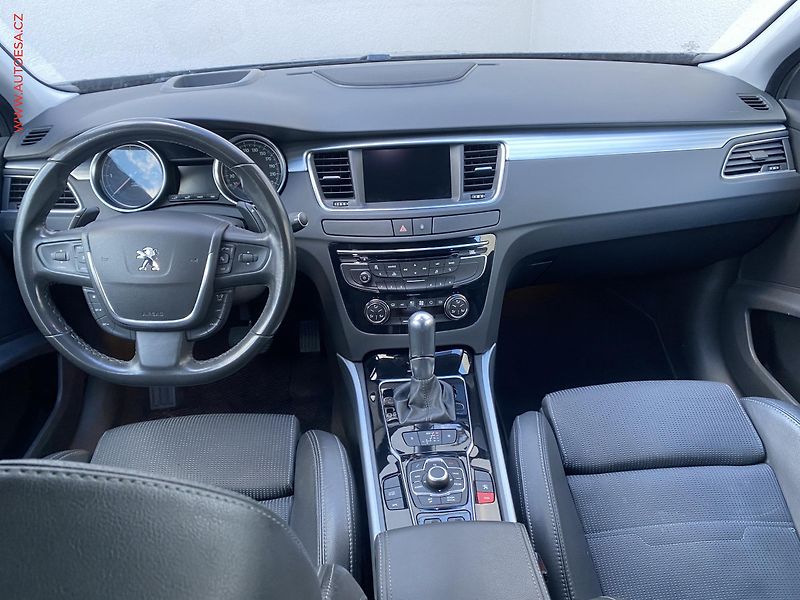 Peugeot 508 (2014) 2.2 HDi, GT, AT, bixen, panor - fotka 8 z 20