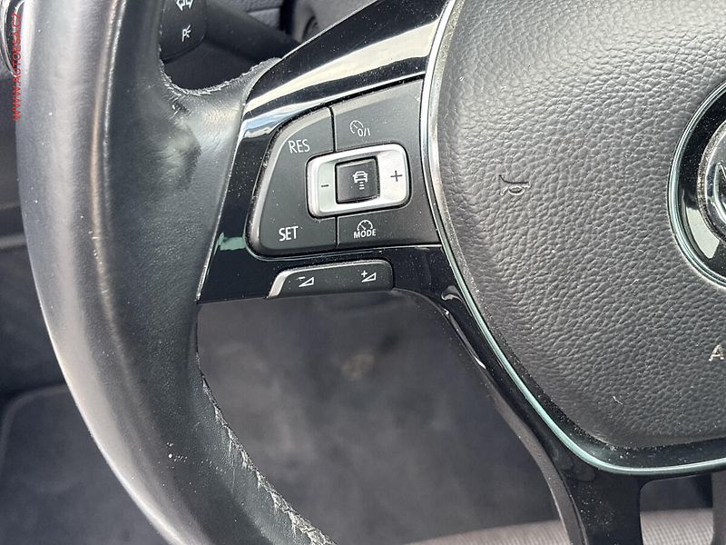 Volkswagen Passat (2018) 1.6 TDi, Comfortline, navi, - fotka 14 z 18