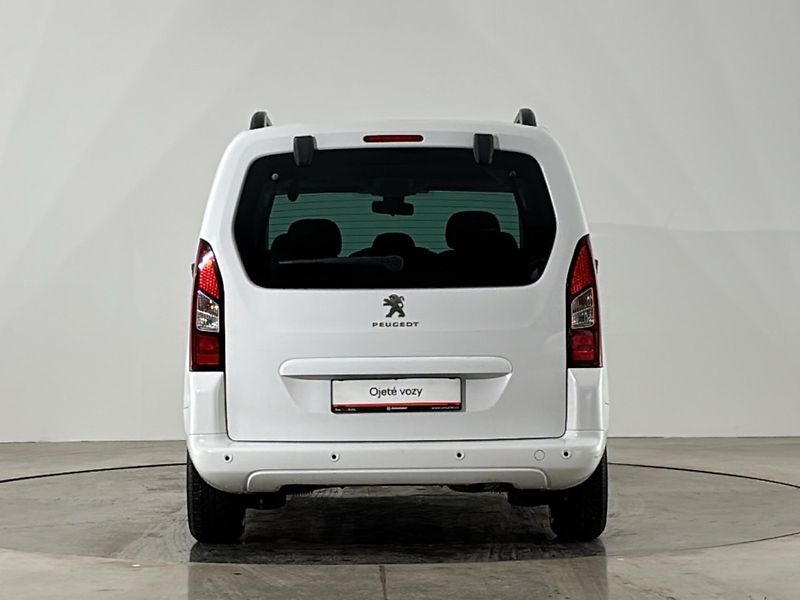 Peugeot Partner MPV - fotka 17 z 27