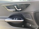 Mercedes-Benz Třídy C C 200 4MATIC kombi - náhled 22