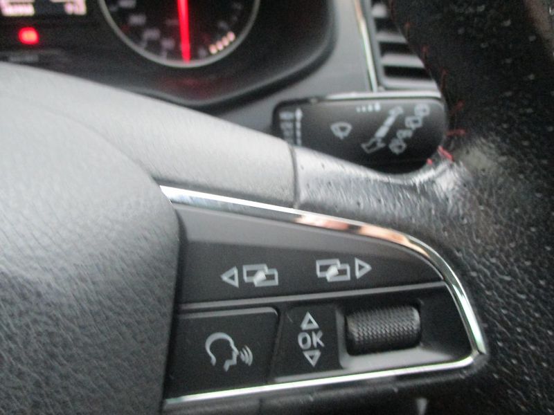 Seat Leon 1.4 TSi FR - fotka 20 z 30