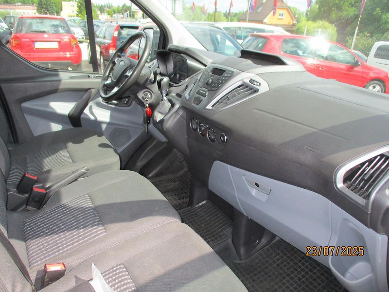 Ford Transit Custom (2017) Trend 2,0 TDCi - fotka 6 z 13