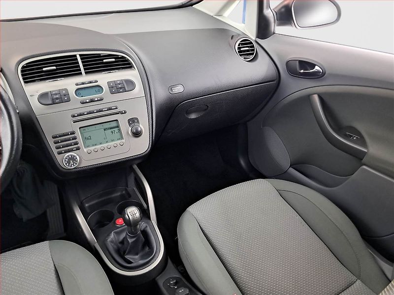 Seat Altea (2005) 1.6, po STK, udržované - fotka 8 z 14