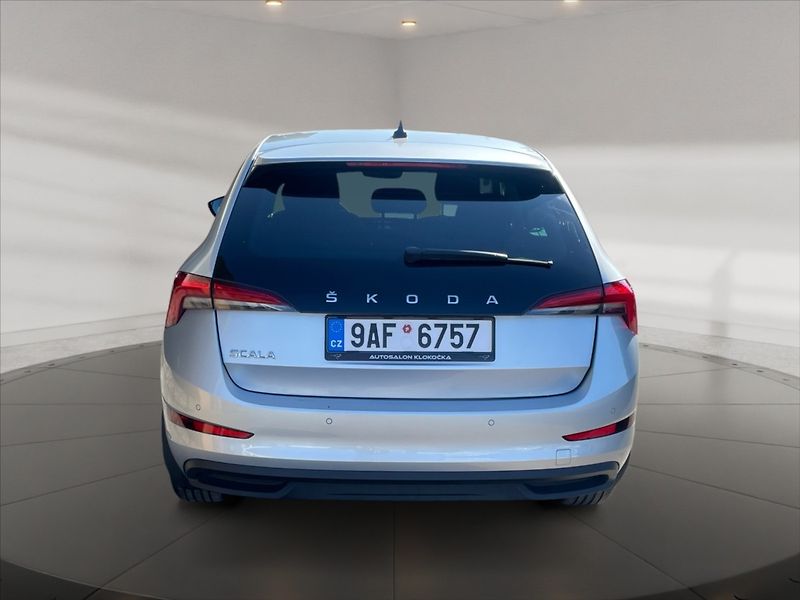 Škoda Scala 1,5 TSI Style - fotka 5 z 11