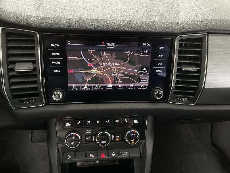 Škoda Kodiaq 2.0 TDi ČR 4x4 DSG REZERVACE  - fotka 26 z 31