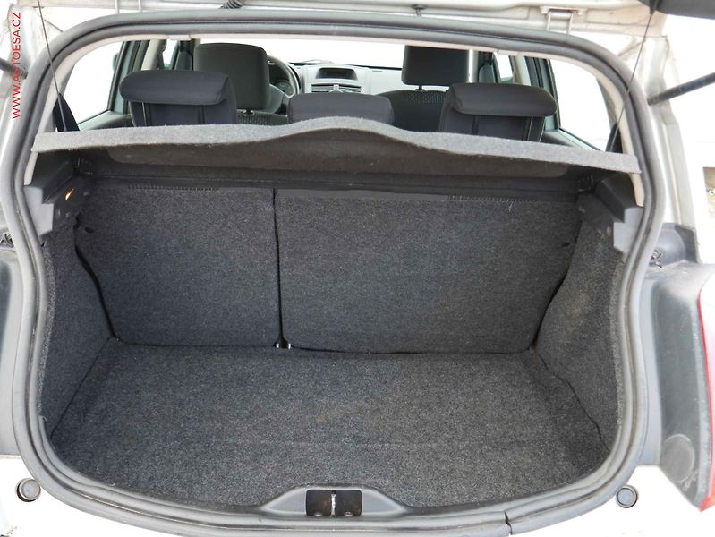 Renault Mégane (2003) 1.5 dCi, 1.maj, servis.kniha - fotka 7 z 15