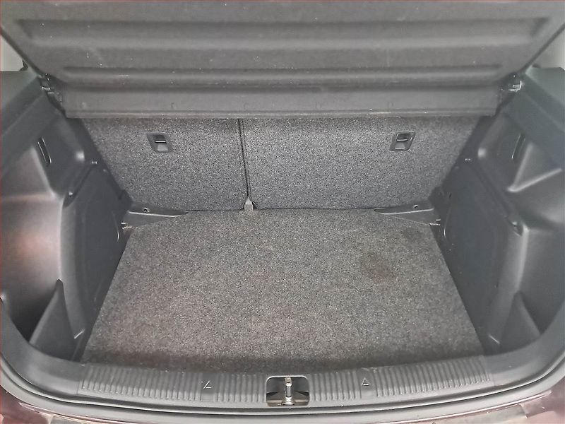 Škoda Fabia (2012) 1.2 12V, Park. senzory - fotka 13 z 15