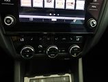 Škoda Octavia (2018) Scout 2.0 TDI, 4X4, Tempomat - náhled 10