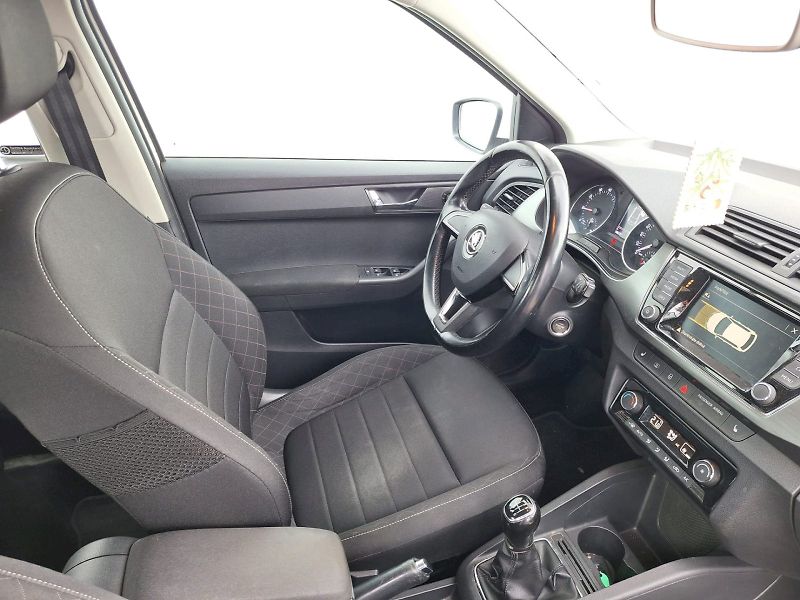 Škoda Fabia (2018) 1.0 TSI / 81 kW / 6MP / STYLE - fotka 24 z 30