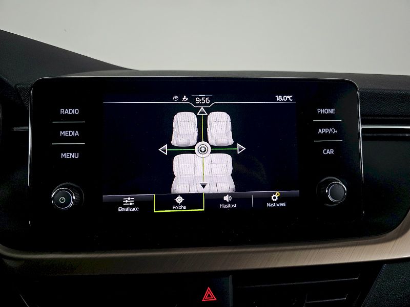 Škoda Scala (2023) 1.0TSi 81kW STYLE PLUS - fotka 15 z 32
