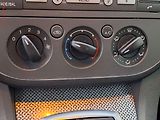 Ford C-MAX (2009) 1.6 16V, ČR, Ambiente - náhled 13