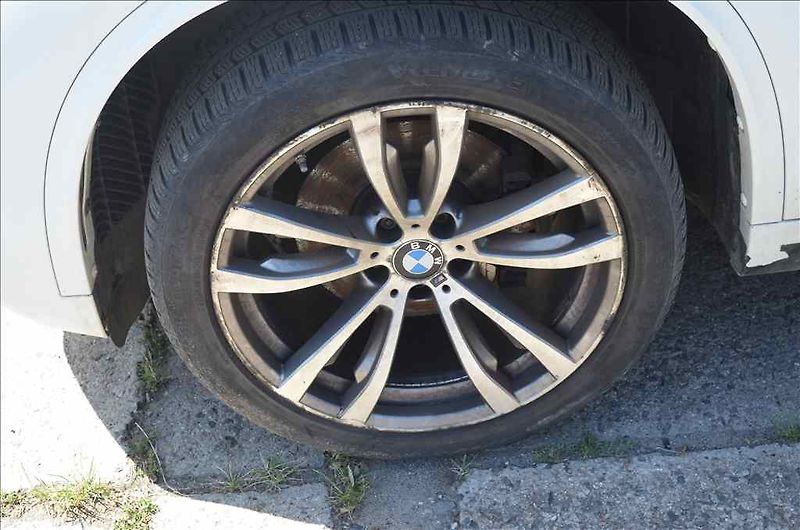 BMW X5 (2016) 2,0 - fotka 8 z 26