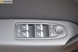 Renault Captur Intens E-TECH HYBRID 145 - náhled 39