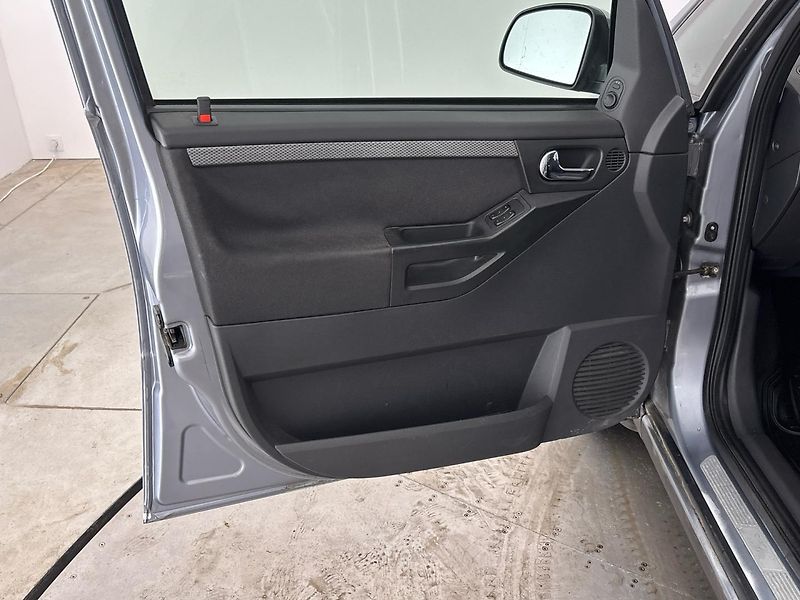 Opel Meriva Hatchback - fotka 13 z 26