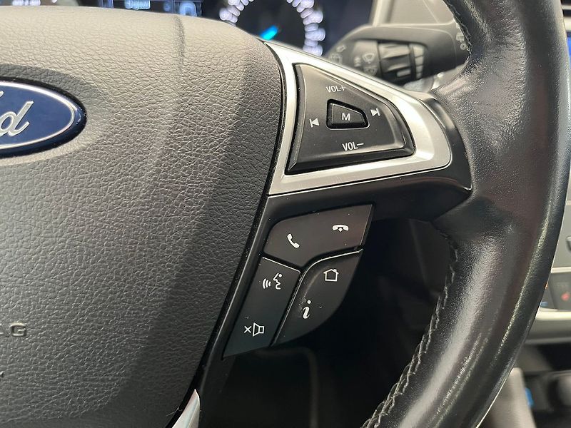 Ford Mondeo 110 kW, MANUÁL, TAŽNÉ - fotka 11 z 69