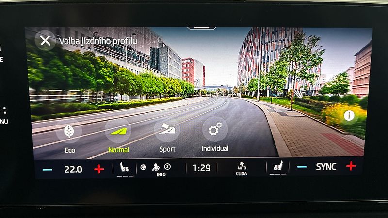 Škoda Octavia 2.0 TDI Style - fotka 25 z 26