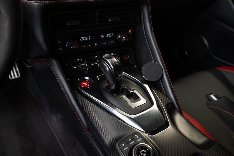 Nissan GT-R R35 BOSE - fotka 13 z 27
