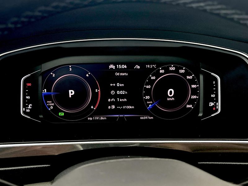 Volkswagen Tiguan Elegance DSG - fotka 11 z 28