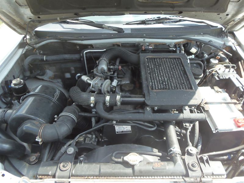 Mitsubishi Pajero Sport 2.5 TD 4x4 Facelift tažné 2.8t - fotka 23 z 23