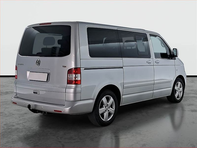Volkswagen Multivan (2009) Highline 2.5 TDI - fotka 5 z 22