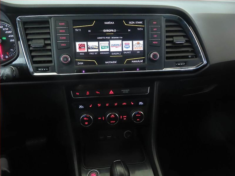 Seat Ateca (2019) 2.0 TDI, Automat, Navi - fotka 12 z 17
