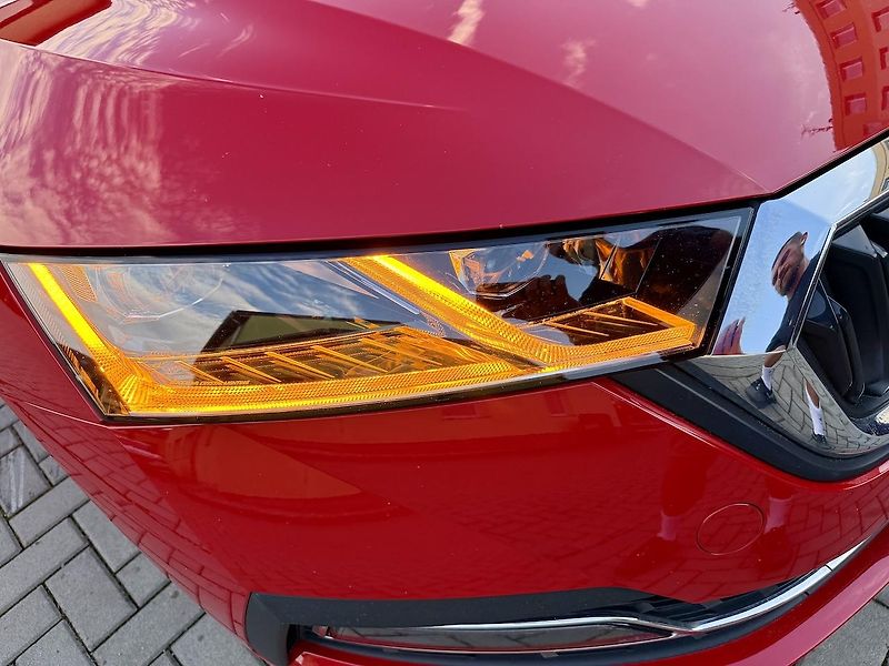 Škoda Octavia (2023) 2,0TDi 85kW STYLE LED MATRIX  - fotka 16 z 19