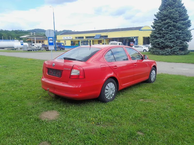 Škoda Octavia (2012) 1,2 TSI 77KW serviska 2x klíč - fotka 4 z 16