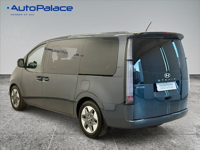 Hyundai Staria 2,2 CRDI PREMIUM LUXURY PANO - fotka 6 z 26
