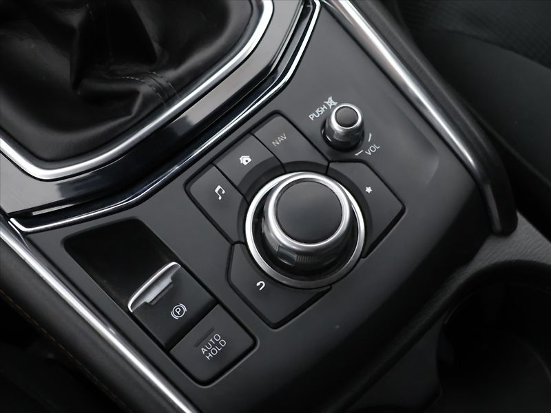 Mazda CX-5 2,0 SKYACTIV 121KW AWD REVOLUT - fotka 22 z 30