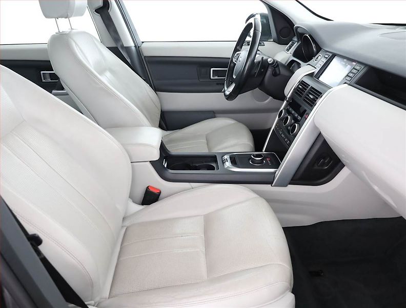 Land Rover Discovery Sport (2016) Si4, 4X4, Automat, Serv.kniha - fotka 7 z 17
