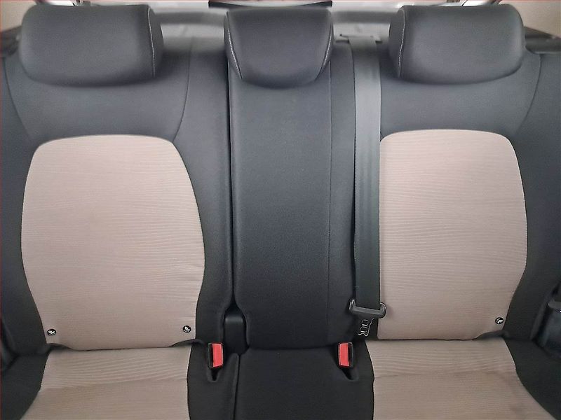 Hyundai i10 (2015) Classic 1.0, ČR,1.maj - fotka 10 z 22