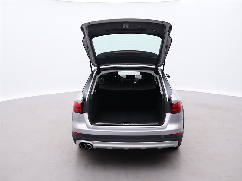 Audi A4 Allroad 3,0 TDI 200kW Aut quattro DPH - fotka 9 z 29