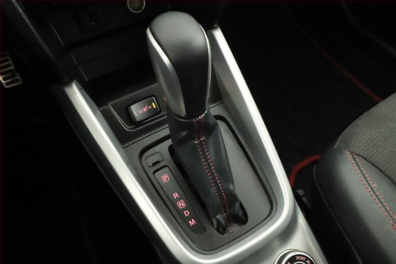 Suzuki Vitara (2017) 1.4 BoosterJet, 4X4, Automat - fotka 12 z 20