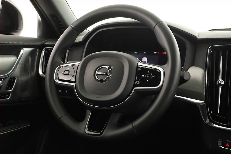 Volvo S90 (2024) T8 Recharge - fotka 8 z 20