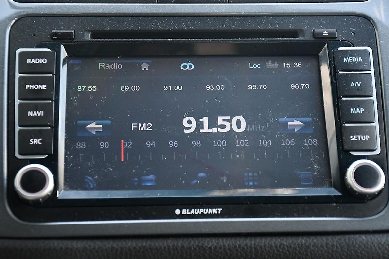 Volkswagen Tiguan 2.0TDi DSG 4MOTION - fotka 33 z 44