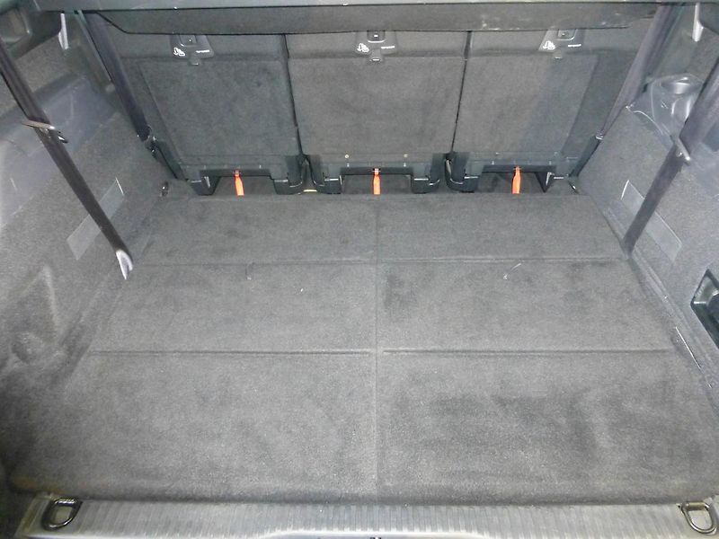 Citroën Grand C4 Picasso (2015) 1,6HDI*DIGI*NAVIGACE*ALU*7MIST - fotka 28 z 29