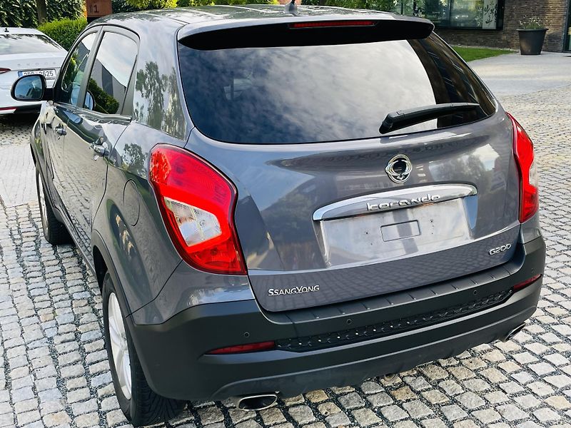 SsangYong Korando 2.0i MAN 1.MAJ SERVISKA TAŽNÉ - fotka 16 z 41