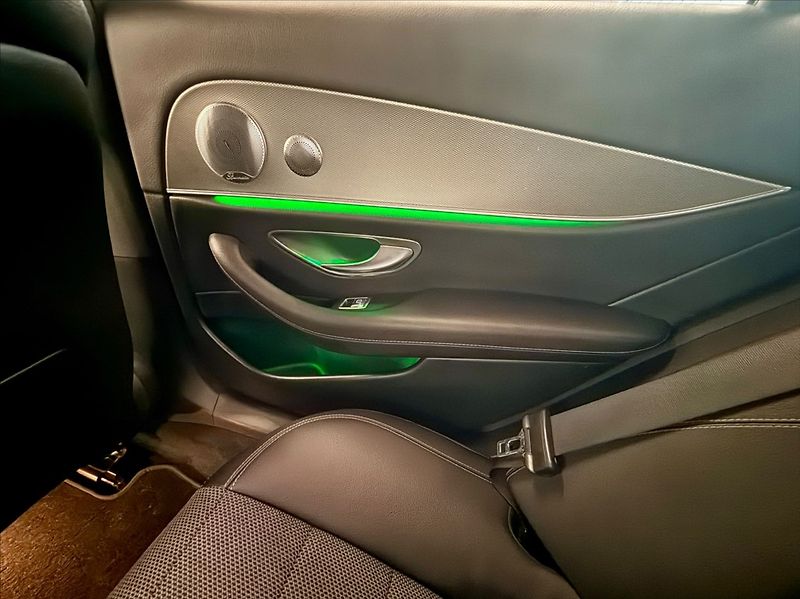 Mercedes-Benz Třídy E 220D BURNESTER 143kW   2,0 - fotka 15 z 19