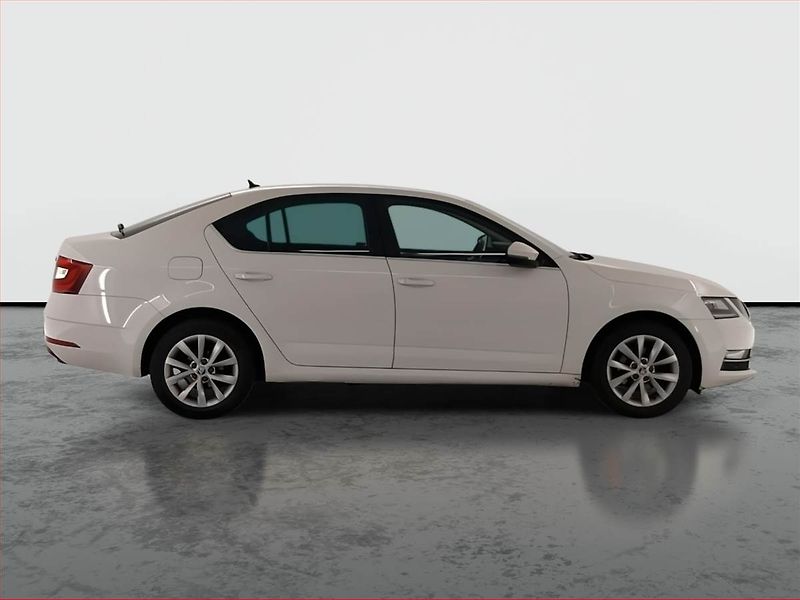 Škoda Octavia (2017) 1.4 TSI, Automat, Navi - fotka 6 z 25