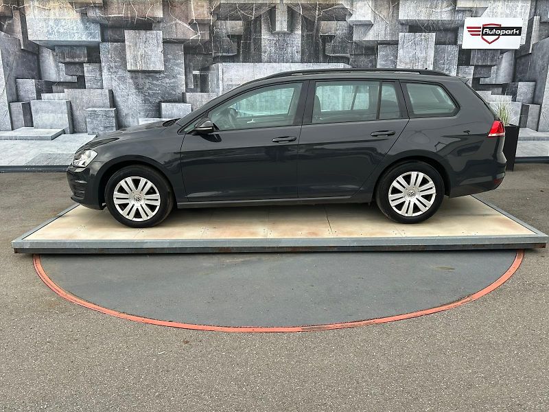 Volkswagen Golf (2014) 1.6TDi, 77KW - fotka 4 z 20