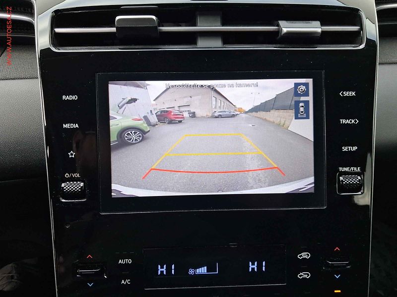 Hyundai Tucson (2021) 1.6 T-GDi 48V MHEV 4x4, ČR - fotka 16 z 17