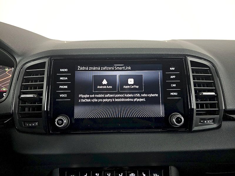 Škoda Karoq (2025) 2.0TSi 140kW 4X4 SPORTLINE TAŽ - fotka 19 z 35