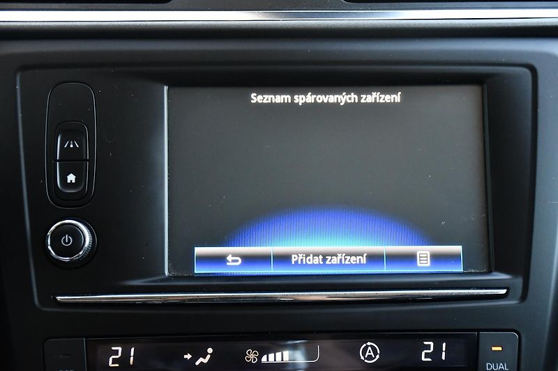 Renault Kadjar 1,5dCi 2xPNEU ALU TAŽNÉ NAVI - fotka 44 z 54
