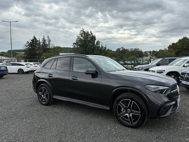 Mercedes-Benz GLC (2025) 300de 4MATIC - fotka 3 z 14