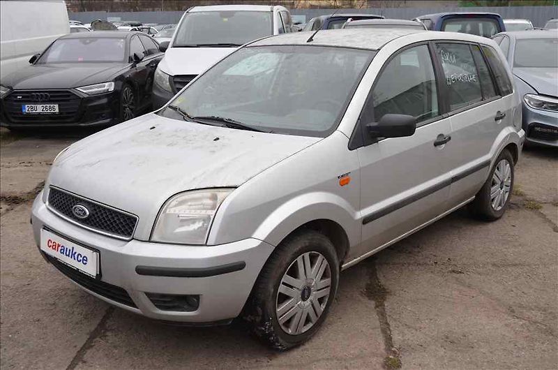 Ford Fusion (2003) 1,4 TDCI 50KW - fotka 1 z 20