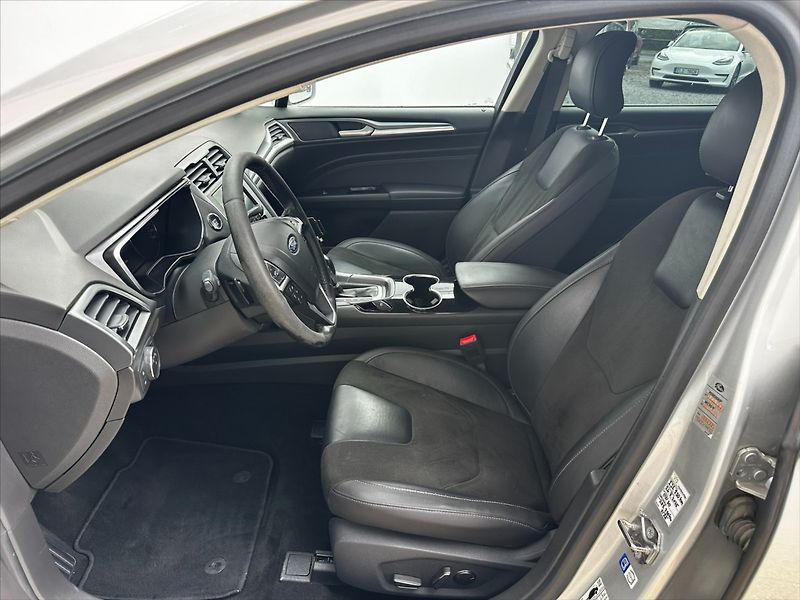 Ford Mondeo 2,0 TDCi 110kW-CZ-AUTOMAT - fotka 9 z 38