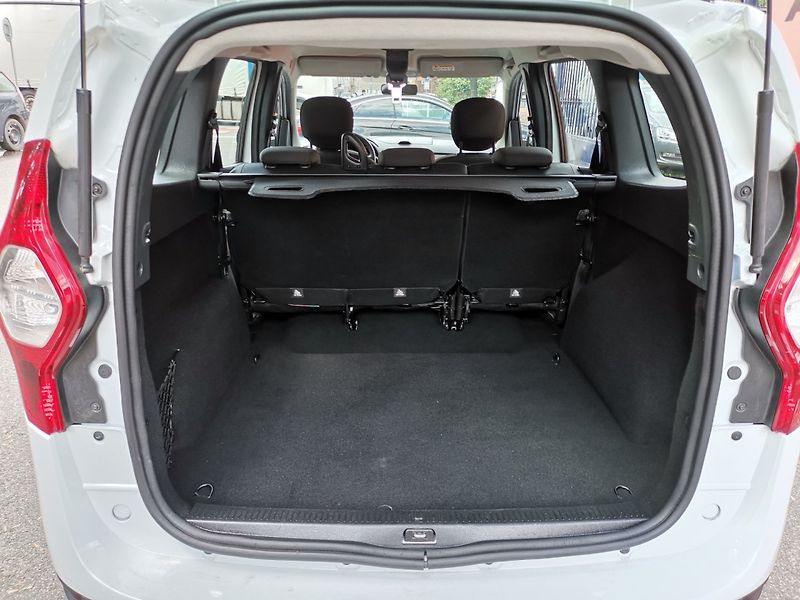 Dacia Lodgy (2016) 1.6i 75kw Tempomat Klima - fotka 18 z 26