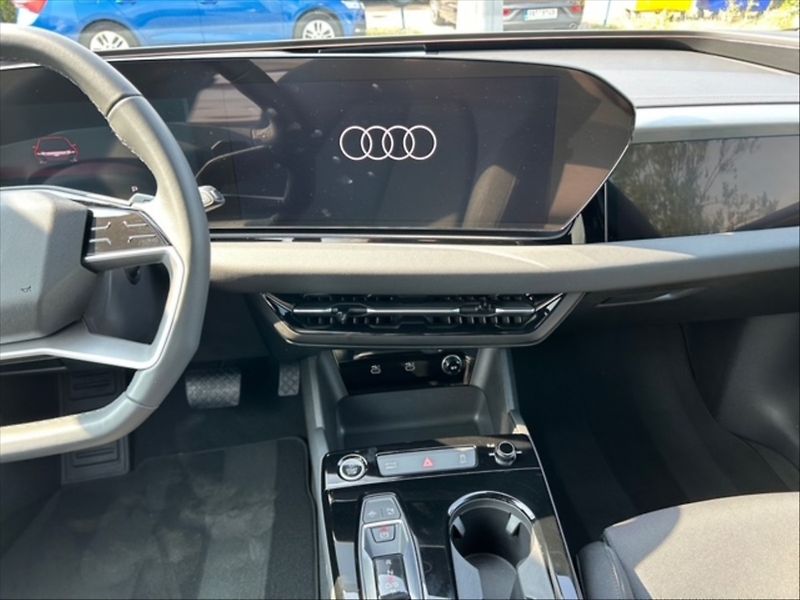 Audi A6 0,0 BEV 340 100kWh - fotka 10 z 11