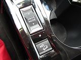 Peugeot 2008 (2021) 1.5 HDi, ČR, Allure, navi - náhled 18