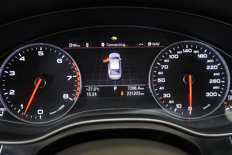 Audi A7 3.0 TFSi QUTTRO S-TRONIC - fotka 21 z 32
